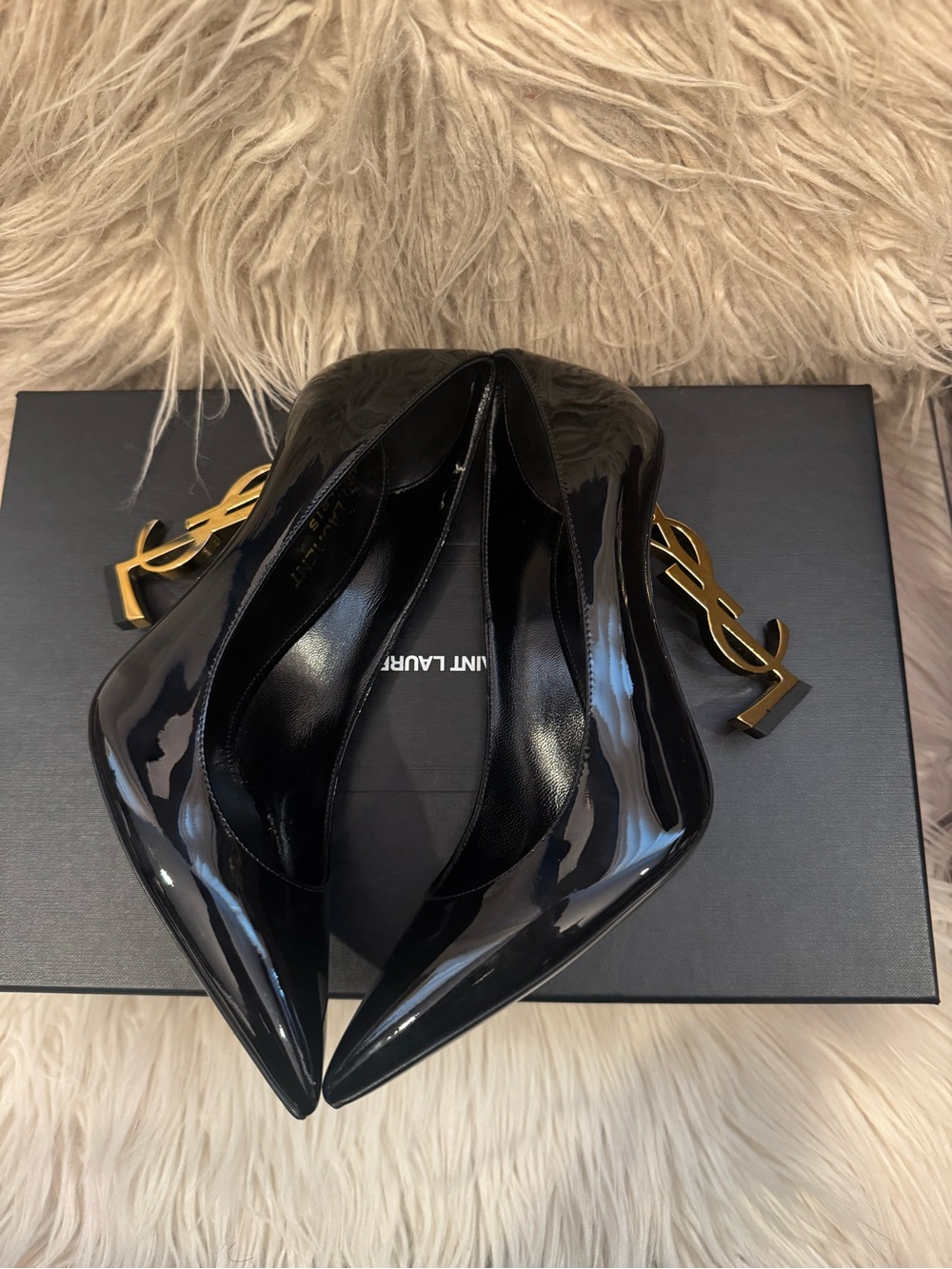 Saint Laurent Black Patent Opyum Logo Heel Pumps - Picture 5 of 7